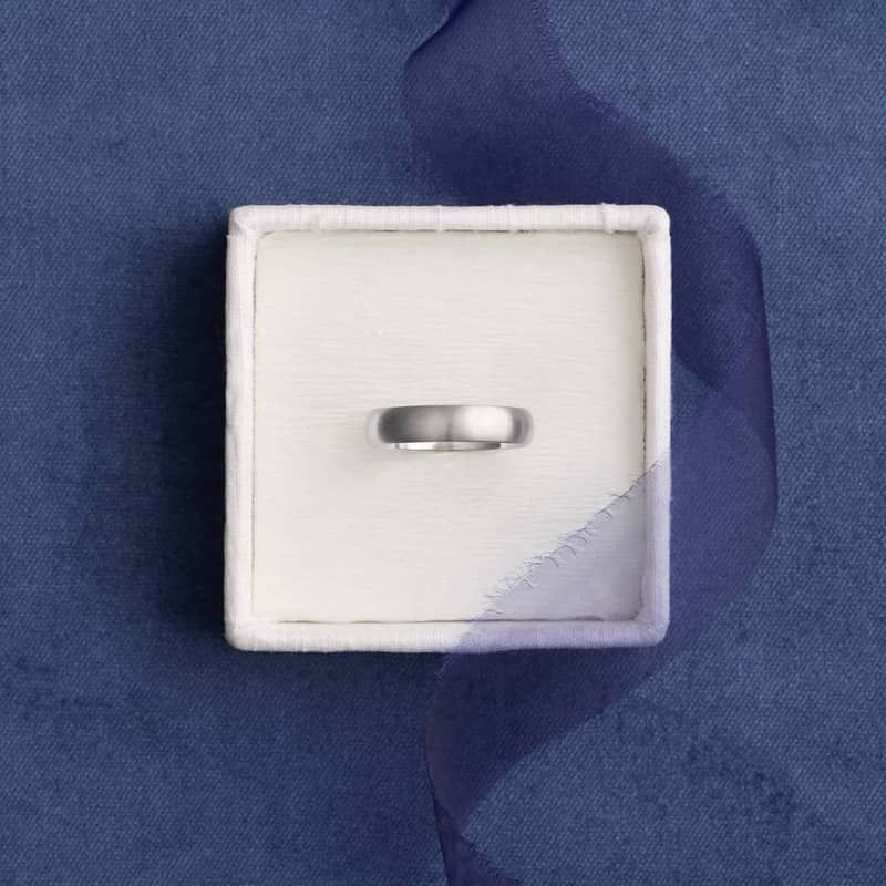 Matte Mid-weight Comfort Fit Wedding Ring in Platinum (5mm) 4