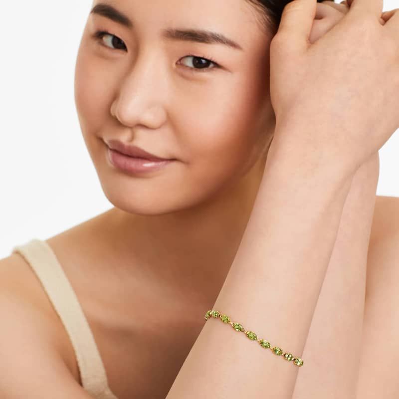 Peridot Line Bracelet In 14K Yellow Gold By James Allen