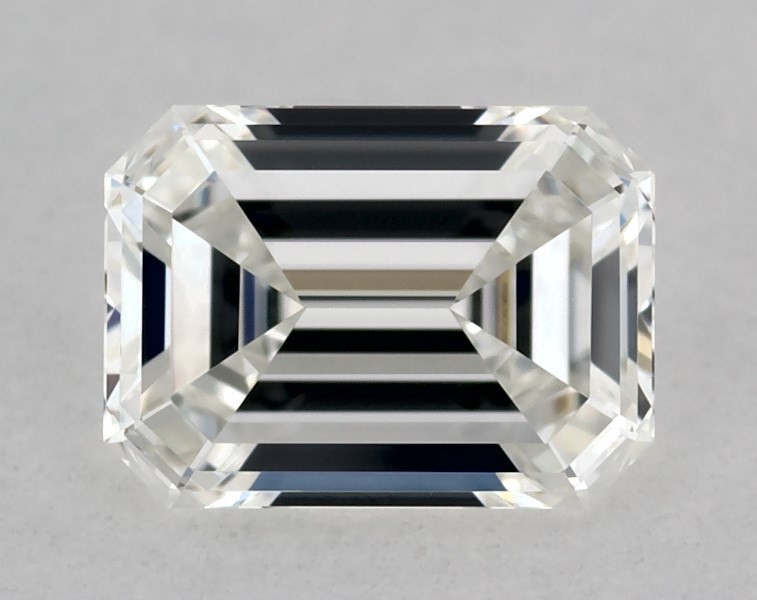 GIA 0.32 Carat G-IF Good Cut Emerald Diamond 3