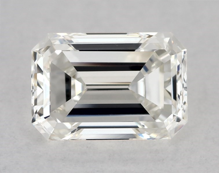 GIA 0.37 Carat H-VVS2 Good Cut Emerald Diamond 3