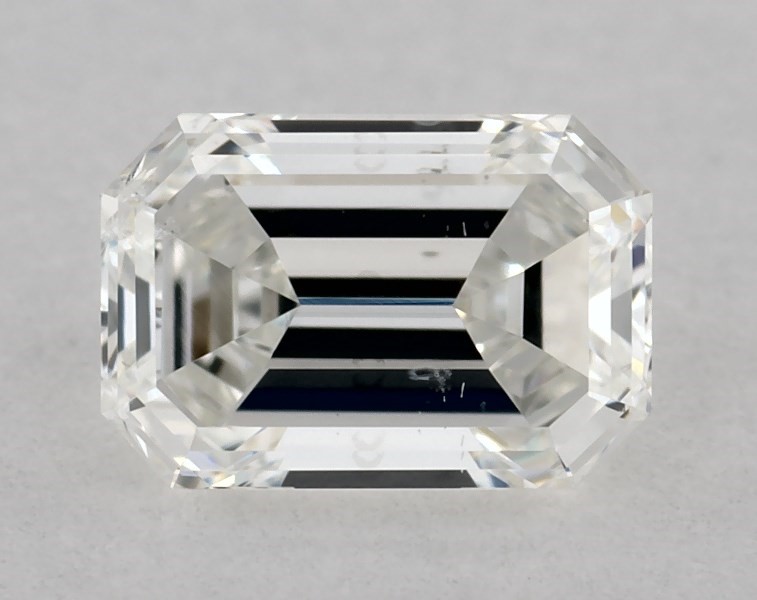 GIA 0.40 Carat H-VS2 Good Cut Emerald Diamond 3