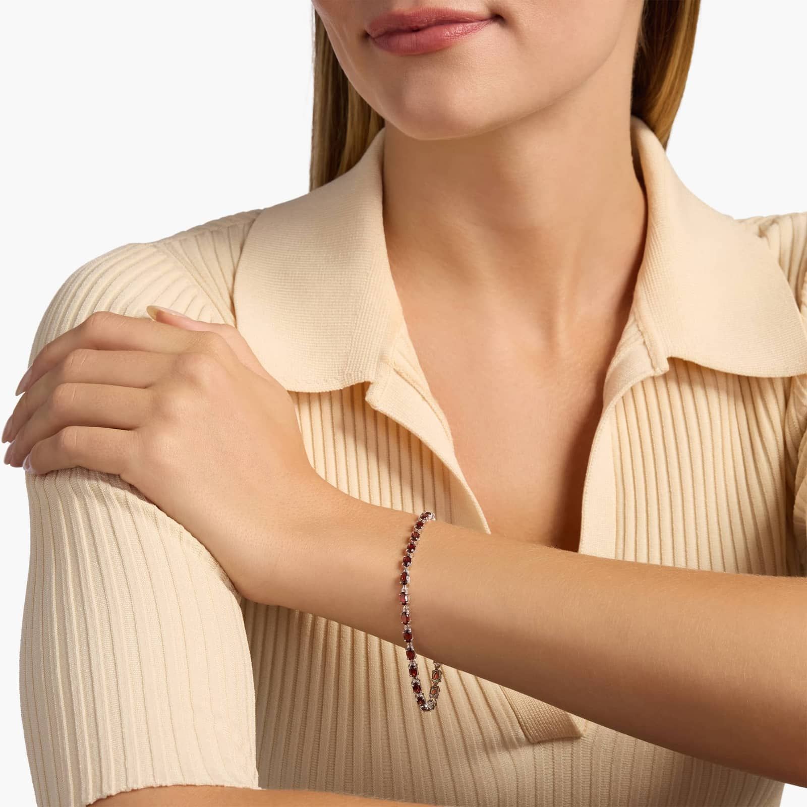 Petite Garnet Oval Bracelet in Sterling Silver (5x3mm) 4