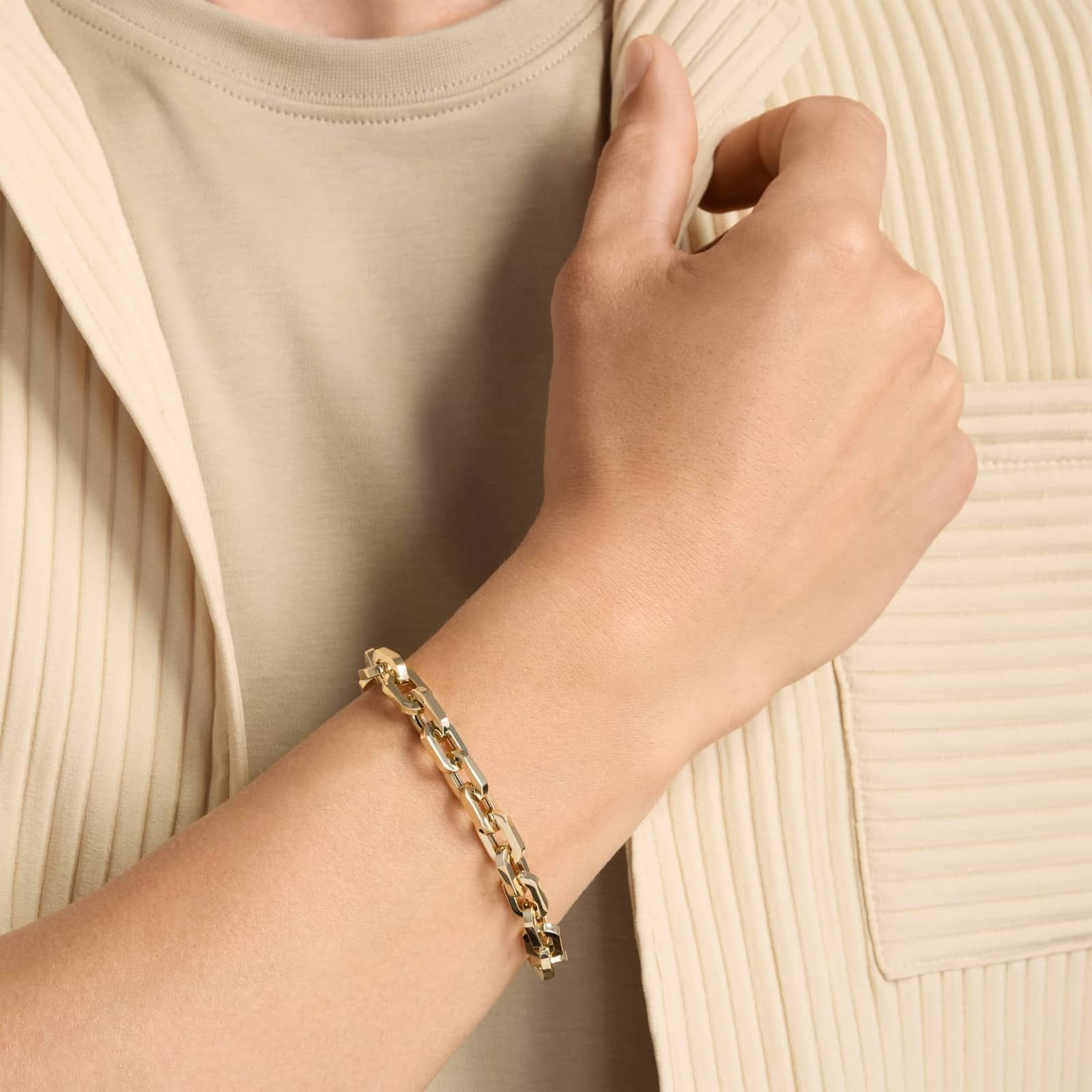 8.5" Men's Large Faceted Bracelet in 14k Yellow Gold (8.7 mm) 4