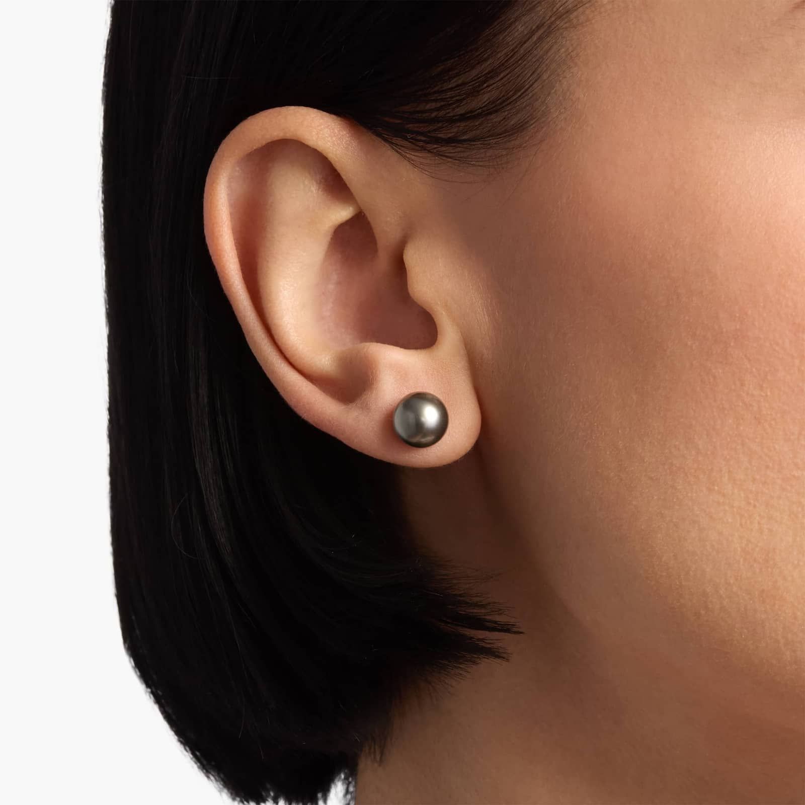 Tahitian Cultured Pearl Stud Earrings in 18k White Gold (9.0-9.5mm) 3
