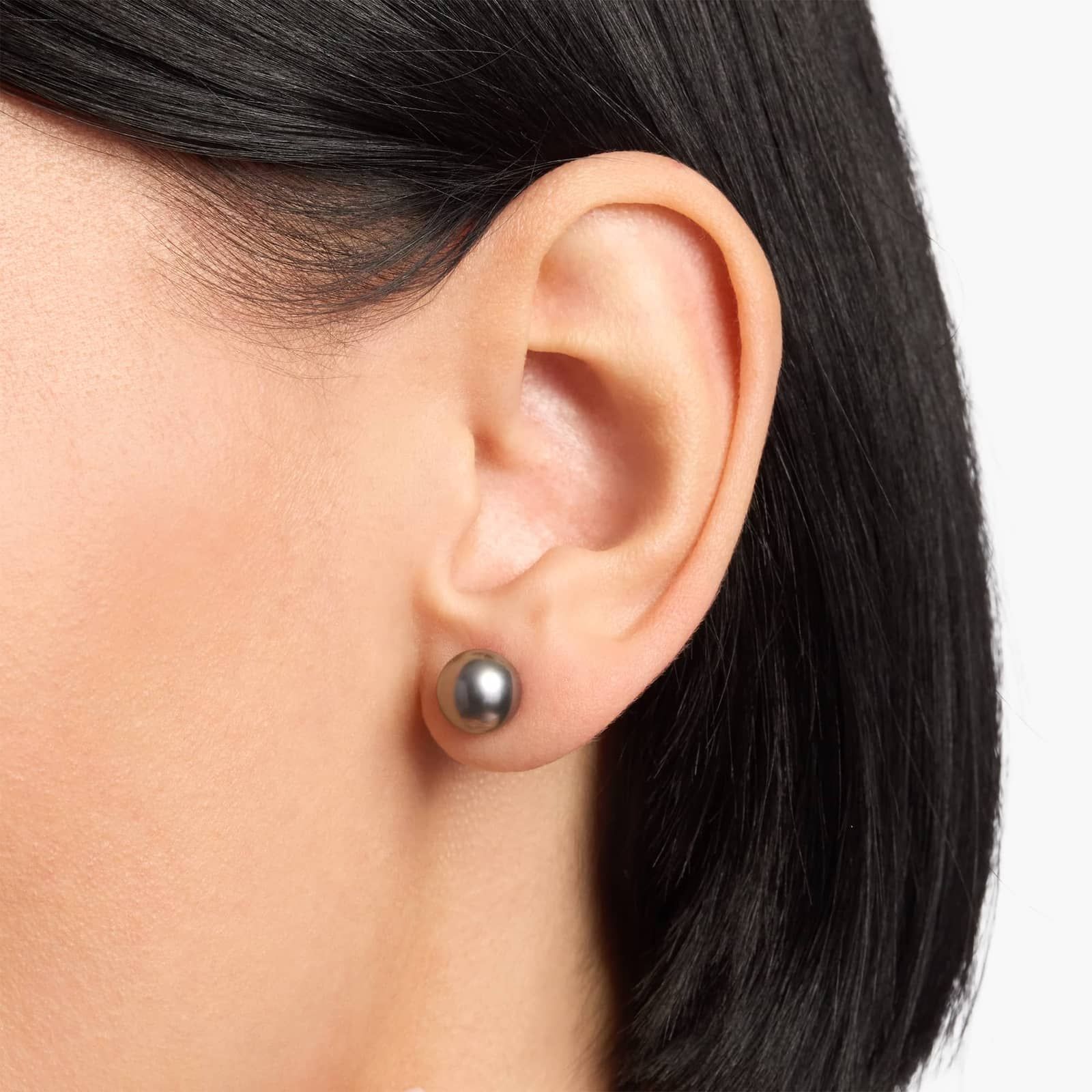 Tahitian Cultured Pearl Stud Earrings in 18k White Gold (9.0-9.5mm) 4