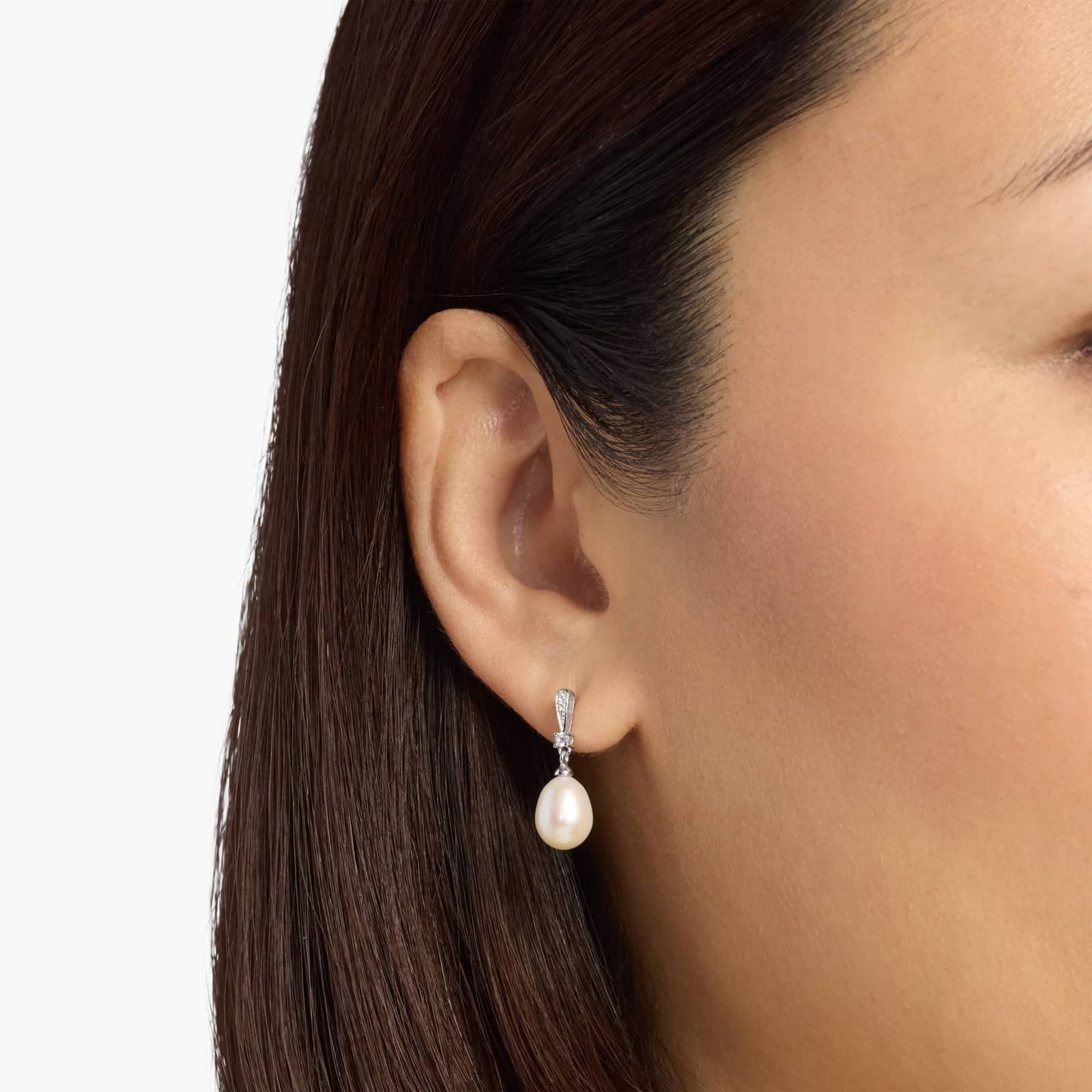 Freshwater Cultured Pearl and White Topaz Drop Earrings in Sterling Silver (7mm) 4