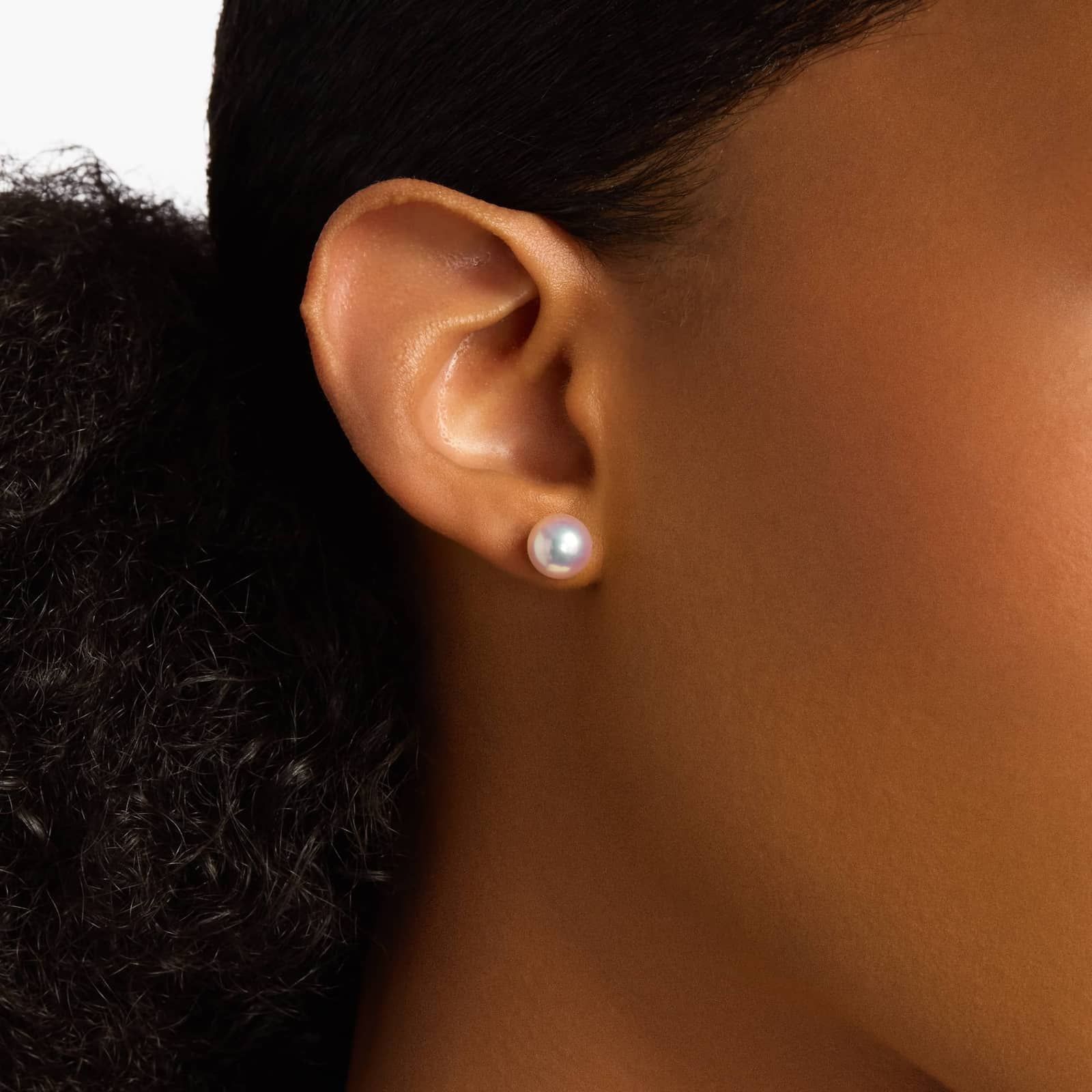 Premier Akoya Cultured Pearl Stud Earrings in 18k White Gold (8.0-8.5mm) 4