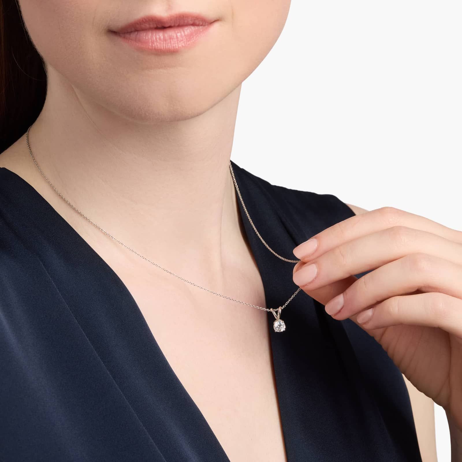 Diamond Solitaire Pendant in 14k White Gold (3/4 ct. tw.) 3