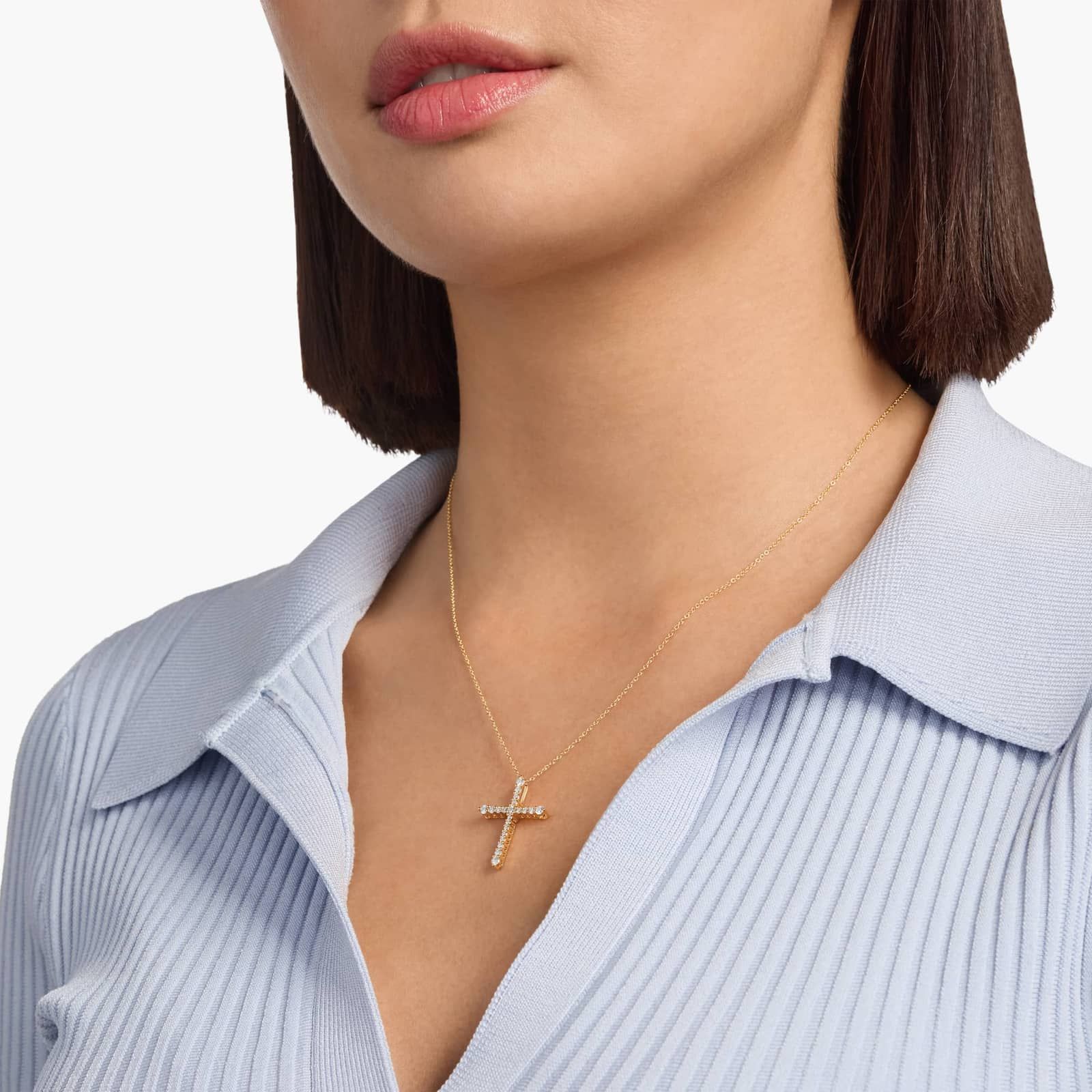 Tapered Diamond Cross Pendant in 14k White Gold (1/2 ct. tw.) 2