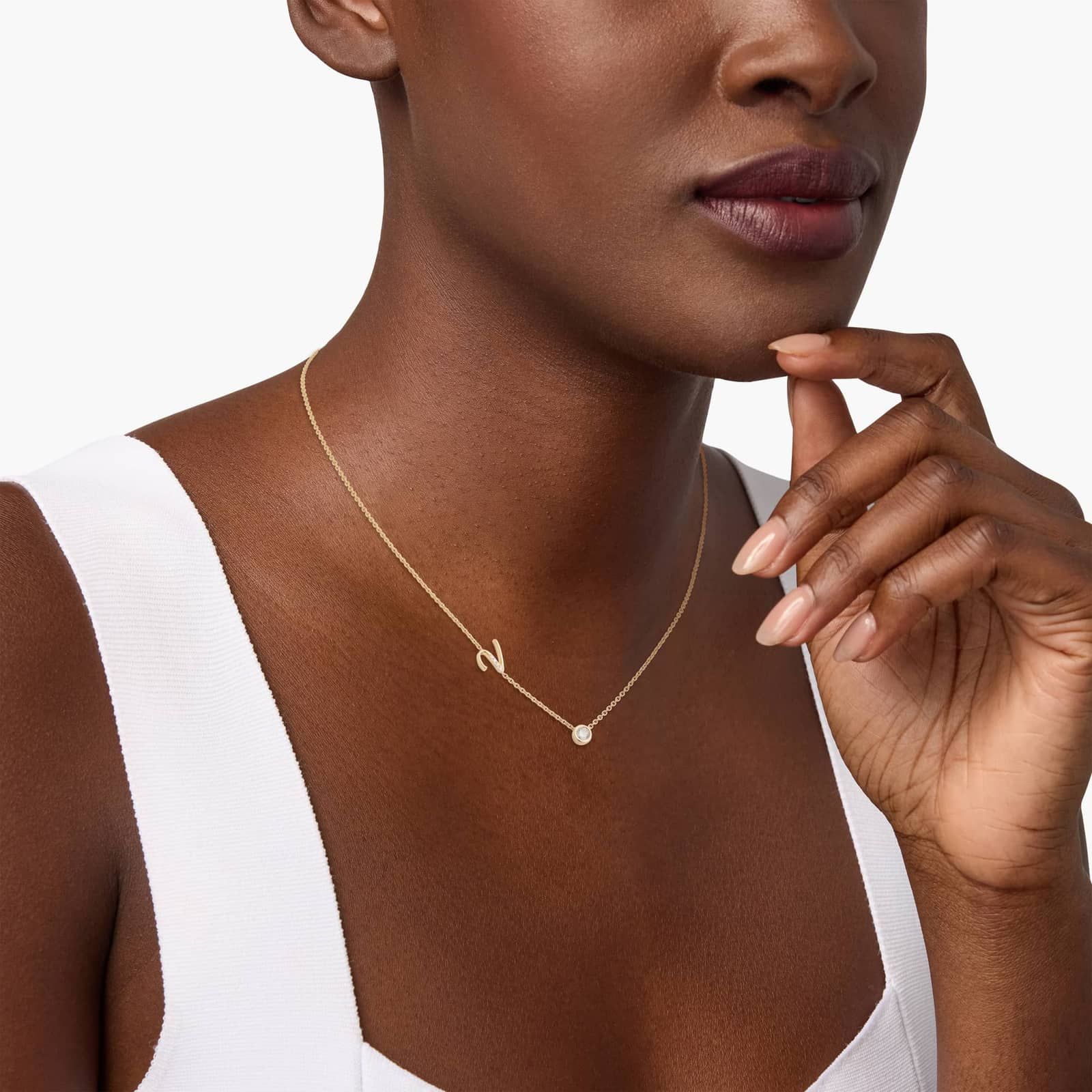 Chain-Set Initial V Necklace With Lab-Grown Diamonds In 14K Yellow Gold 4