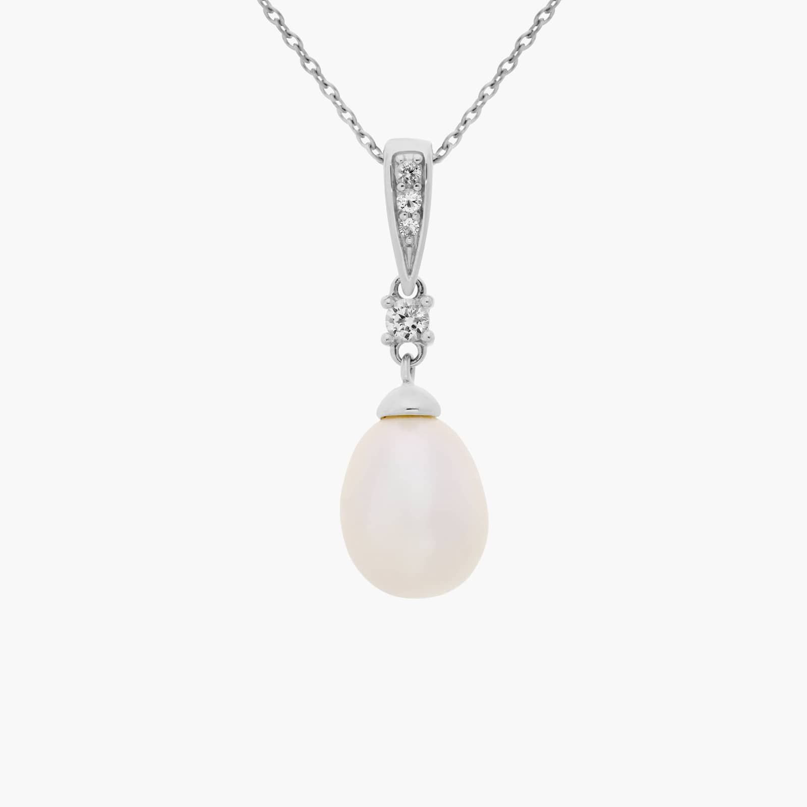 Freshwater Cultured Pearl and White Topaz Pendant in Sterling Silver (7.5mm)