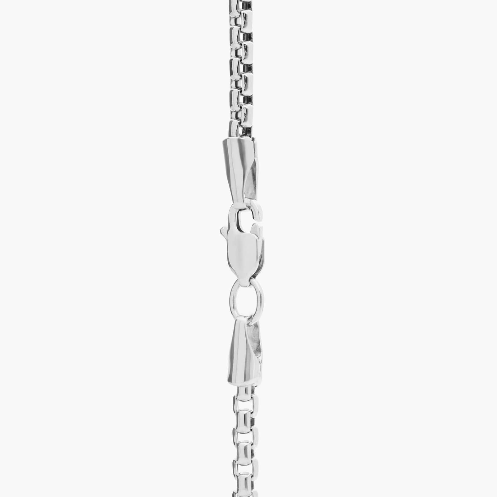 Men's Diamond Border Dog Tag Pendant in 14k White Gold (1/3 ct. tw.) 2